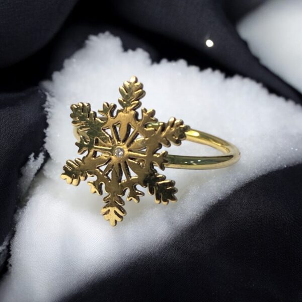 Snowflake Ring